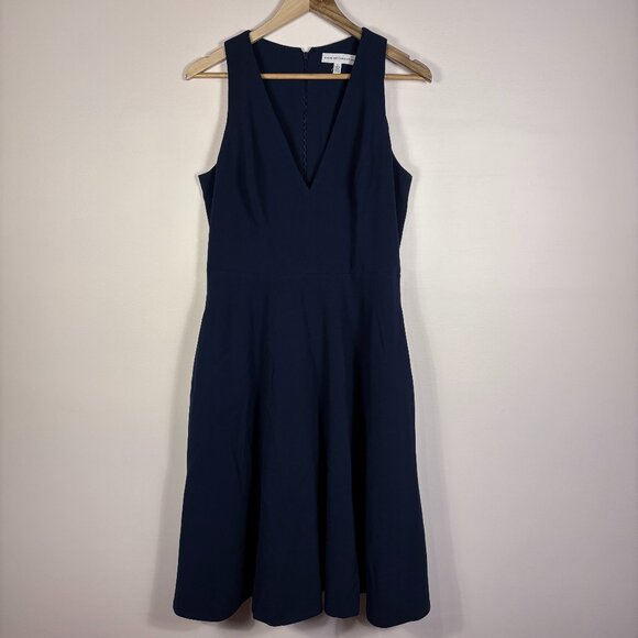 Dress The Population Catalina Navy V-Neck Sleeveless Midi Dress - Picture 2 of 13